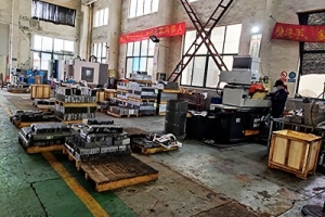 如何安全地使用折彎機夾模板？